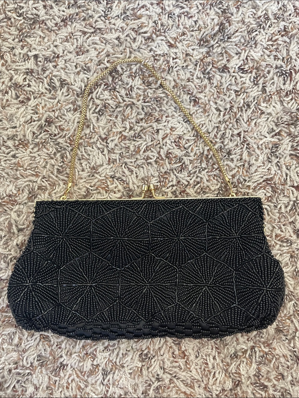 Vintage Elegant Black Beaded Evening Clutch with Gold Chain